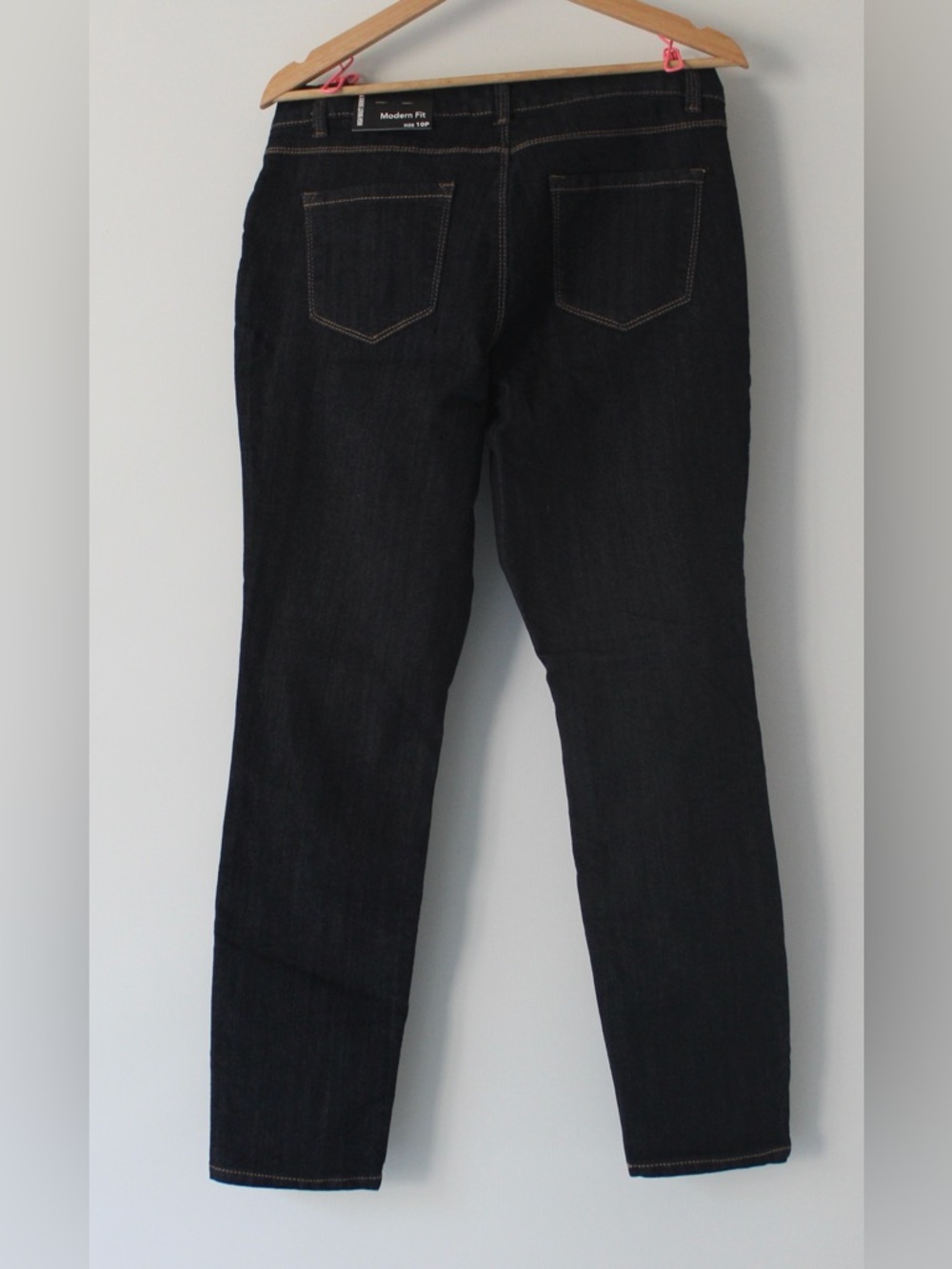 d. jeans Women's Dark Wash Slim Jeans - Black size 10P NWT - Picture 2 of 5